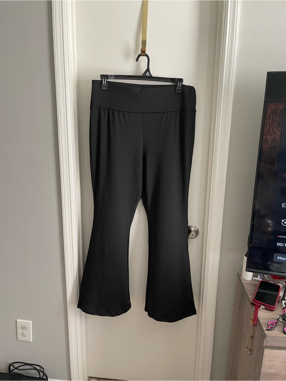 Women’s Black Flare Yoga Pants - Plus Size Casual High Waist Flare Pants 2X